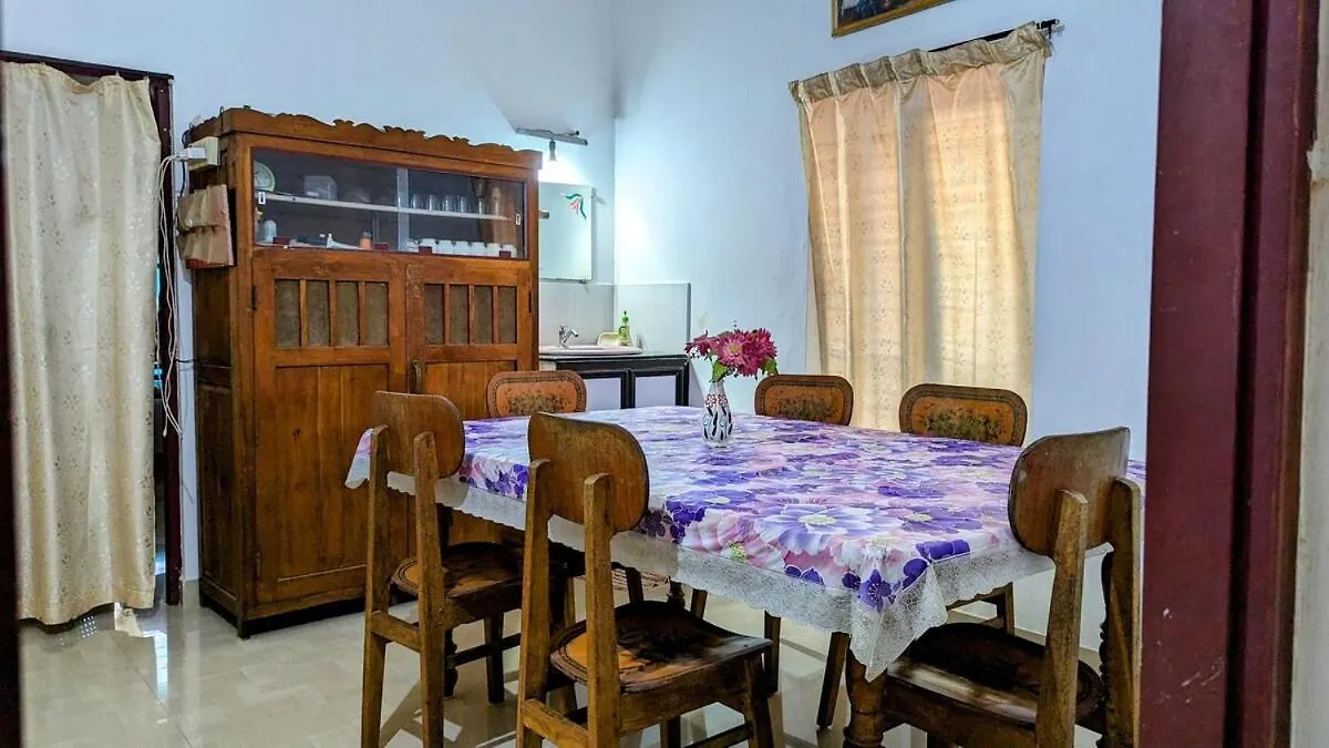 Vakantiehuis Spacious 2-Storey Home-4 Bedroom Kunnamkulam