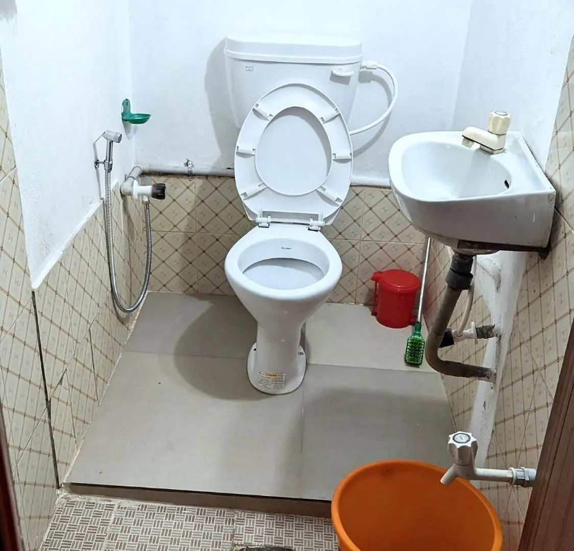 Vakantiehuis Spacious 2-Storey Home-4 Bedroom Kunnamkulam