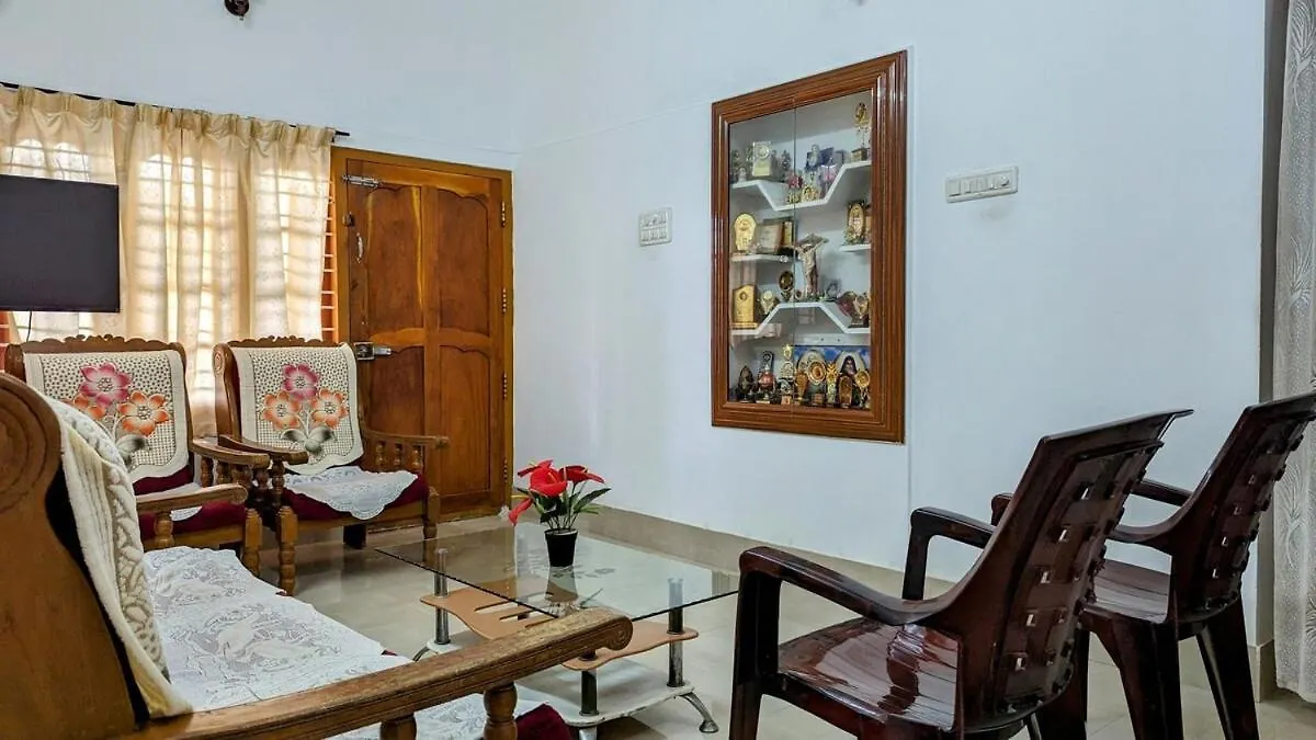 Spacious 2-Storey Home-4 Bedroom Kunnamkulam 0*,